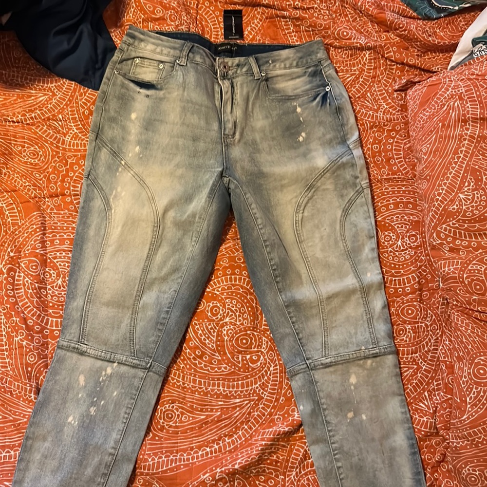 Ashley, Stewart jeans